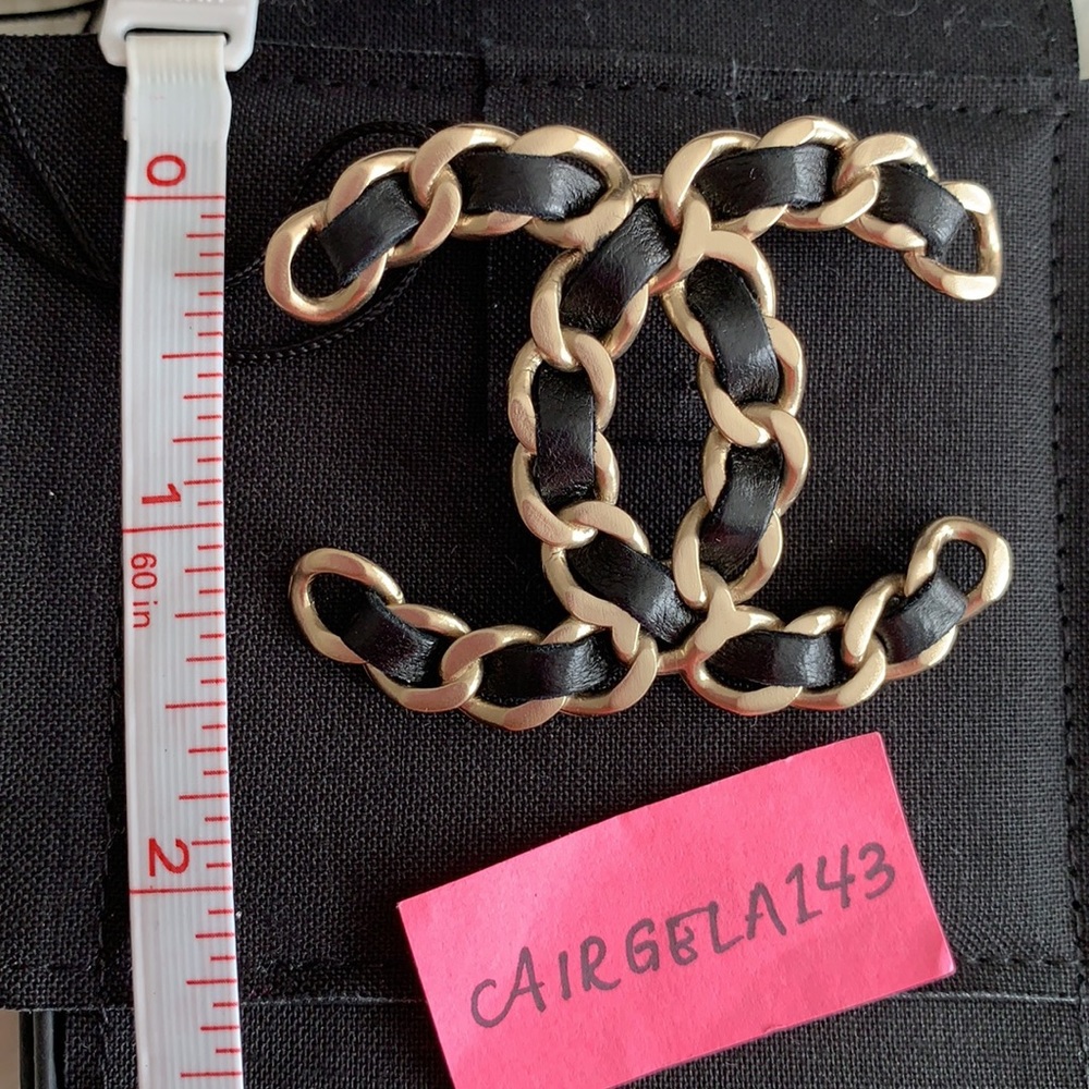 Chanel Classic Brooch Interwoven Leather - Picture 10 of 11